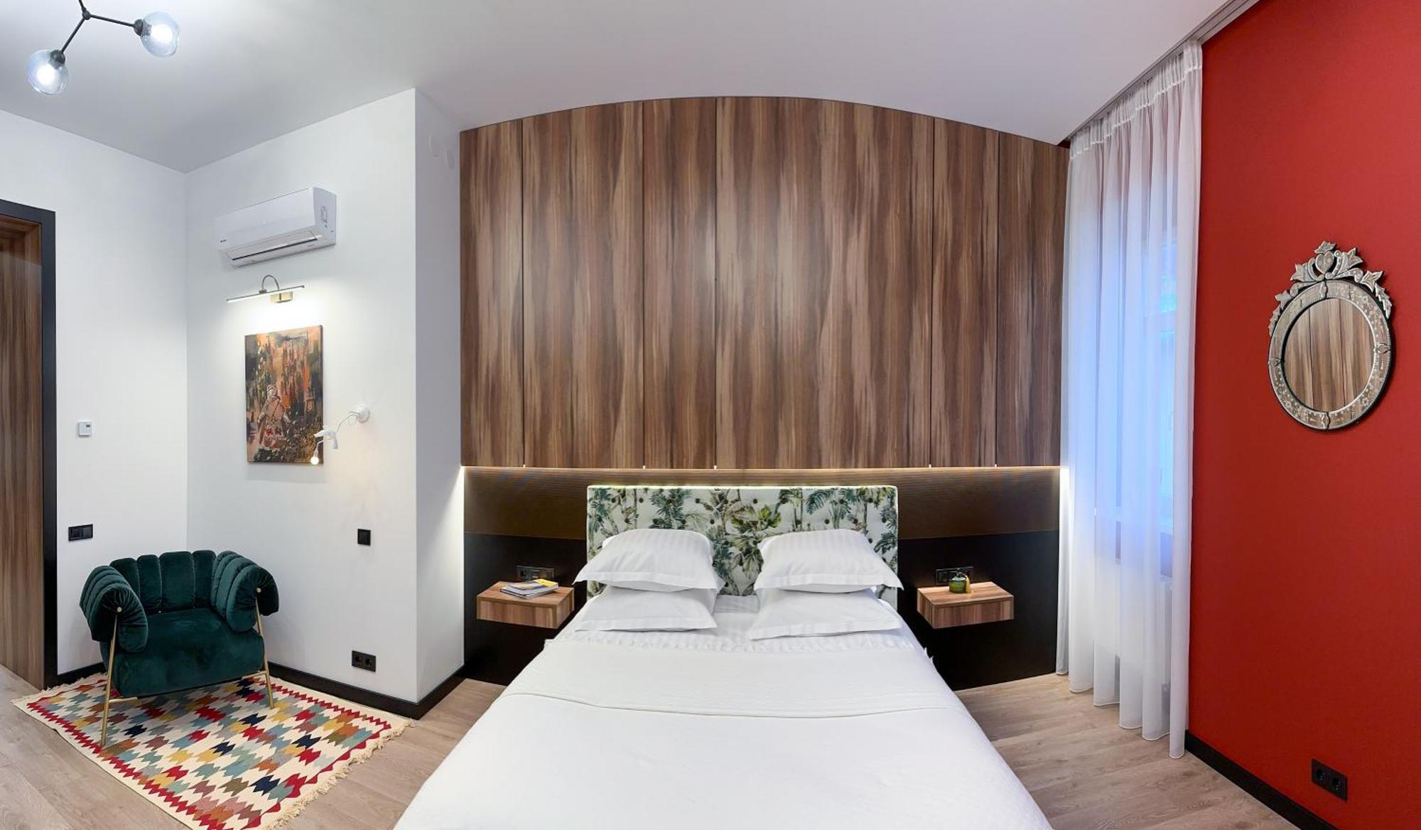 Mola Mola Apart Hotel ลวีฟ ภายนอก รูปภาพ