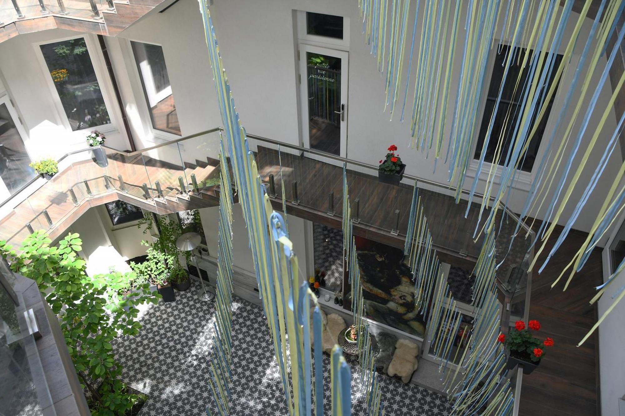 Mola Mola Apart Hotel ลวีฟ ภายนอก รูปภาพ